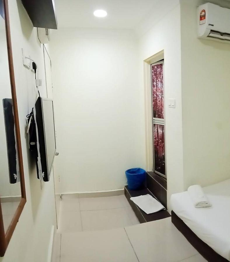 Cattleya Glory Hotel Джохор Бахру Екстериор снимка